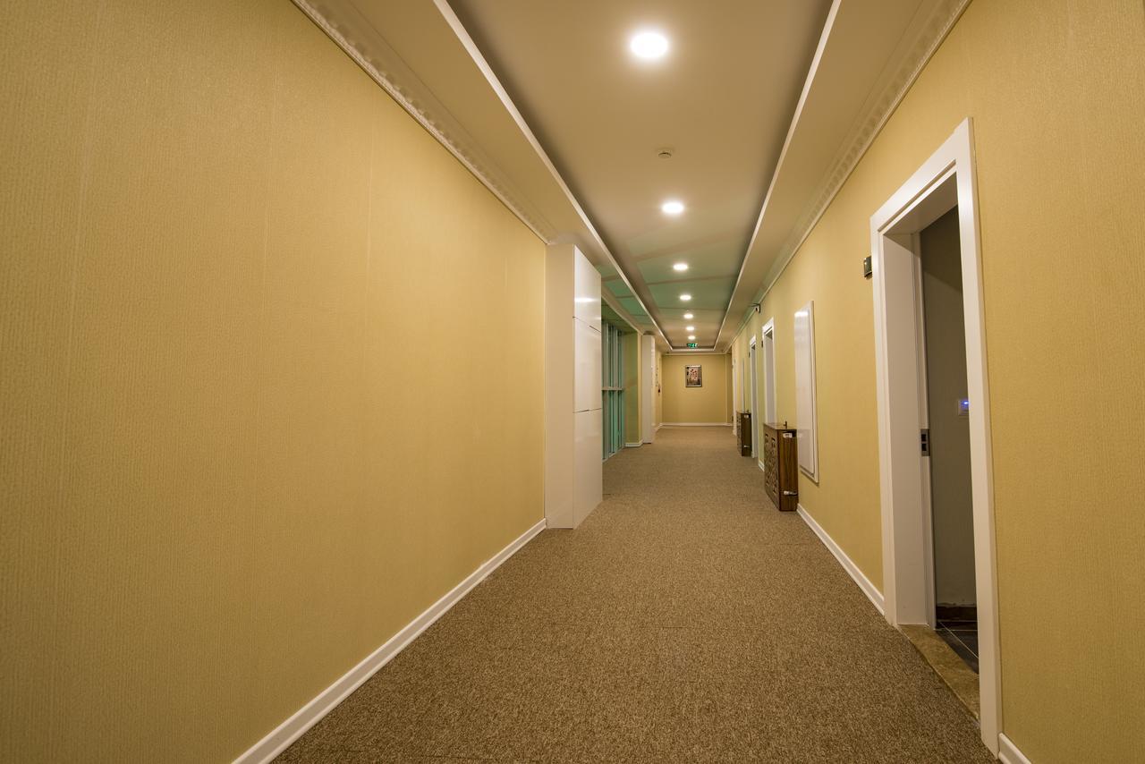 Kars-I Si̇Ri̇N Otel Exterior foto